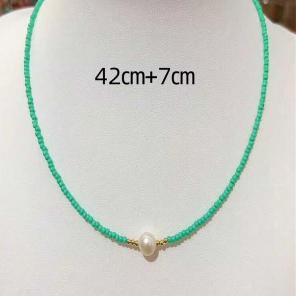 NEW White Freshwater Pearl and Bead Necklace - Picture 2 of 2